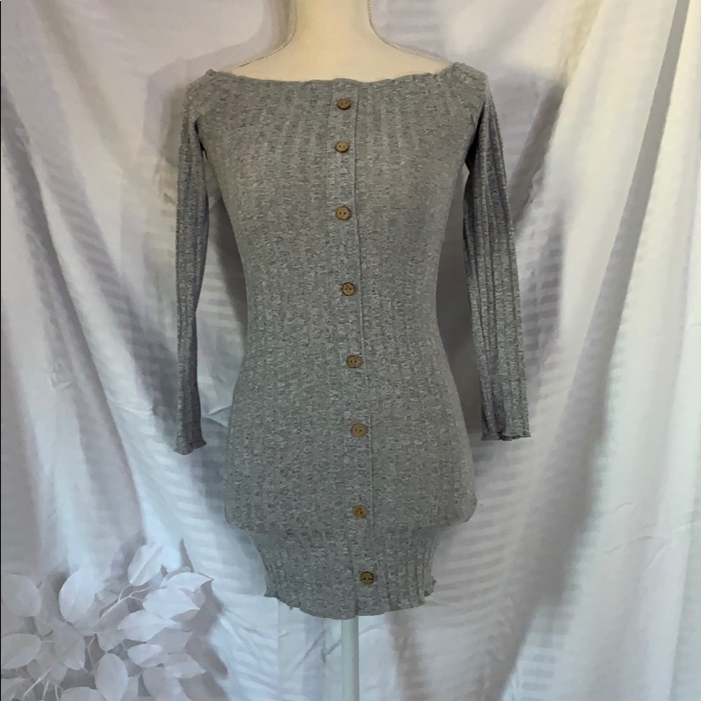 ⭐️off the shoulder grey button dress shein